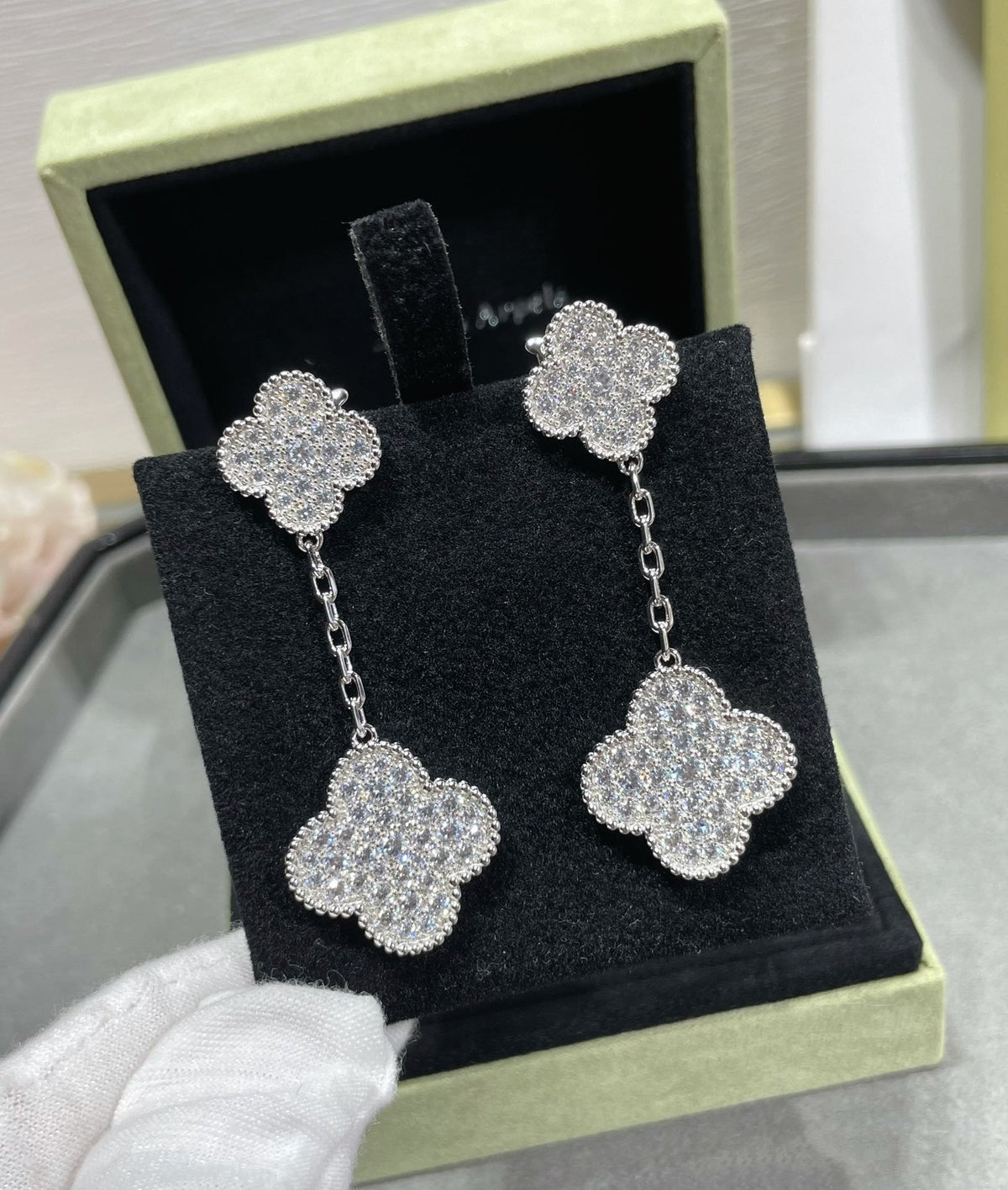 [⭐Aura]CLOVER 2 MOTIFS DIAMOND PAVED SILVER EARRINGS
