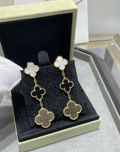 [⭐Aura]CLOVER 3 MOTIF MOP ONYX DARK MOP PINK GOLD EARRINGS