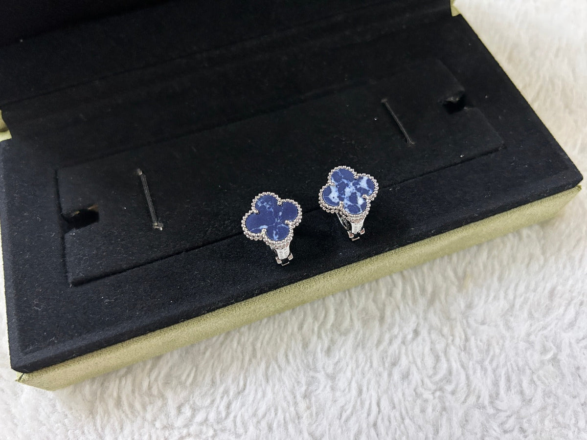 [⭐Aura]CLOVER PIETERSITE MEDIUM STUD EARRINGS