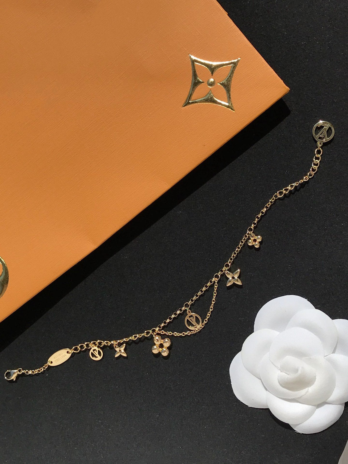 [⭐Aura]BLOOMING PINK GOLD MOP BRACELET