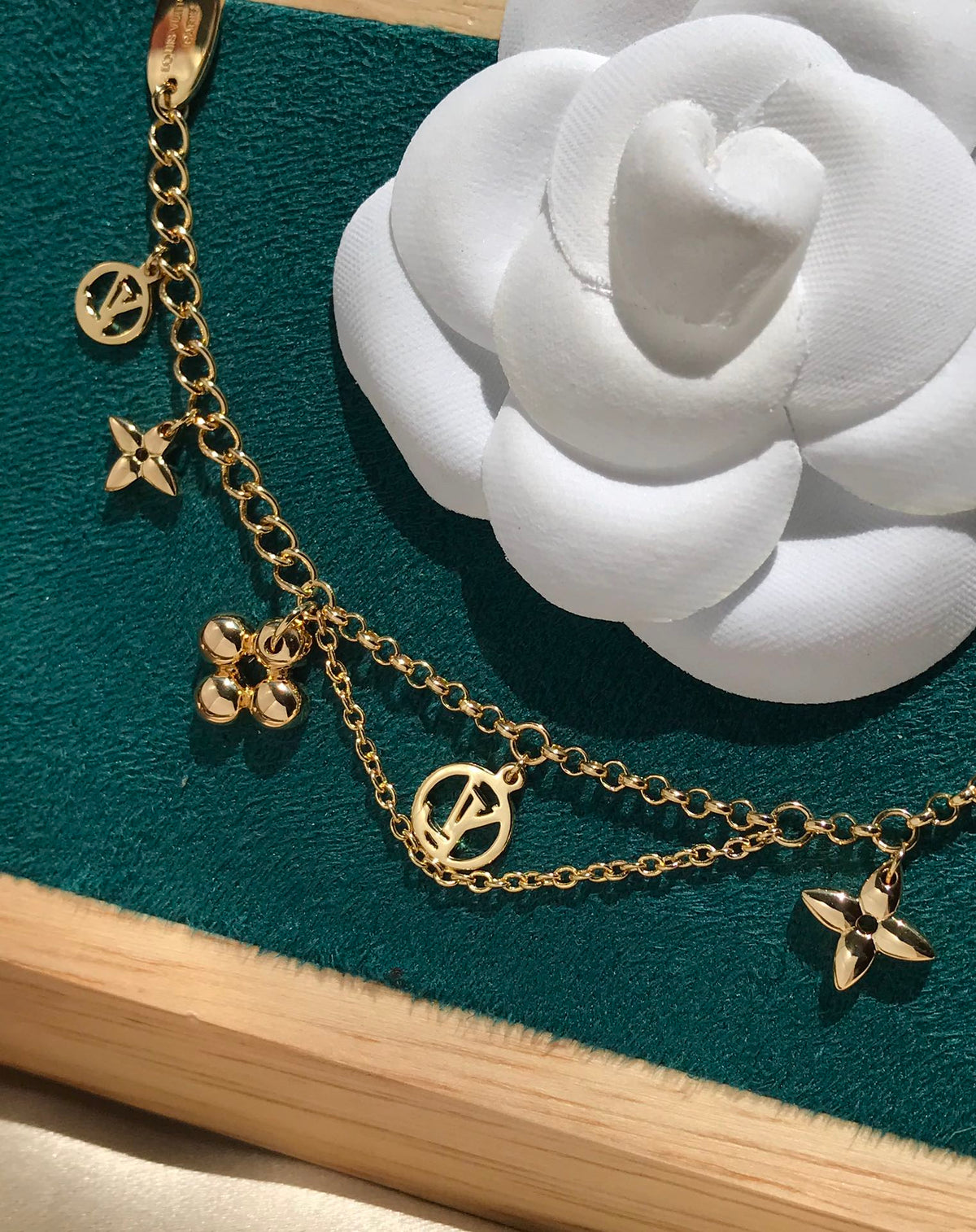 [⭐Aura]BLOOMING PINK GOLD MOP BRACELET