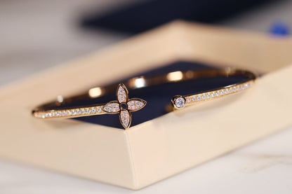 [⭐Aura]IDYLLE GOLD OPEN BRACELET DIAMOND PAVED