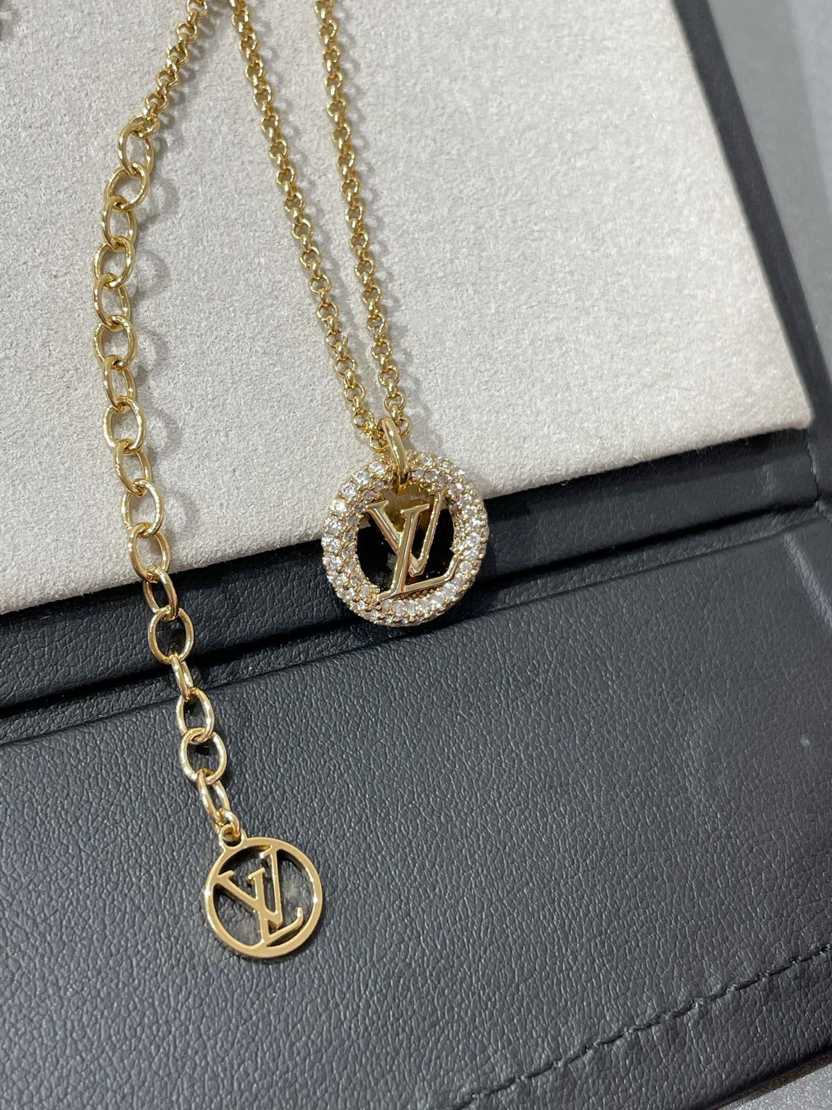 [⭐Aura]BY NIGHT DIAMOND PAVED NECKLACE