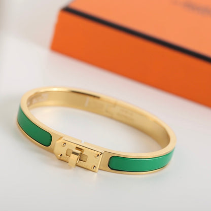[⭐Aura]HM KELLY GREEN BRACELET