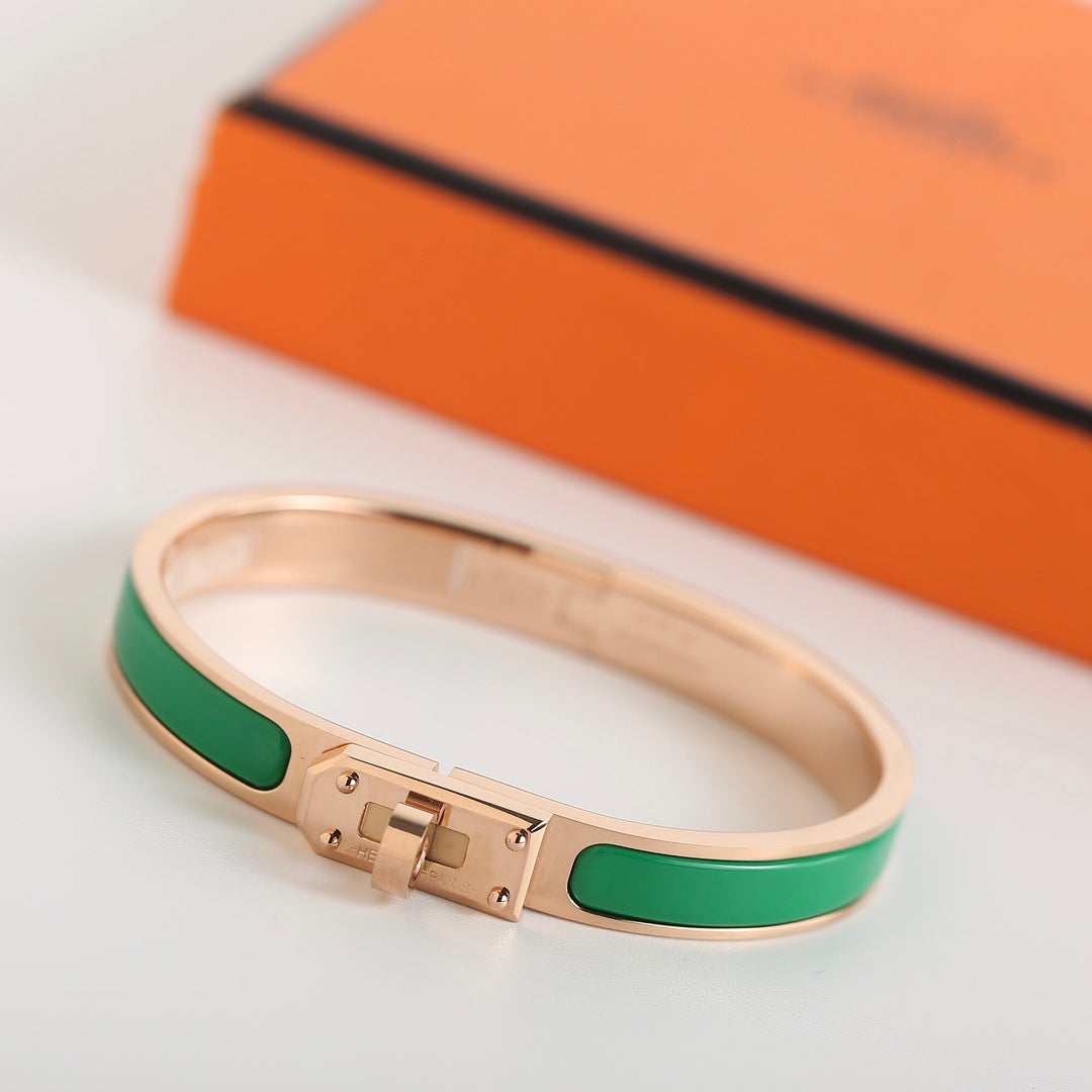 [⭐Aura]HM KELLY GREEN BRACELET