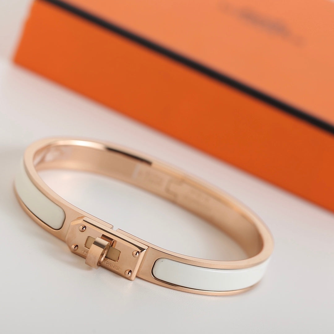 [⭐Aura]HM KELLY WHITE BRACELET