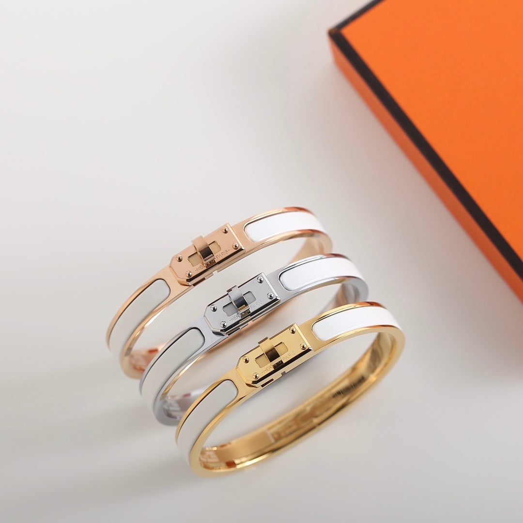 [⭐Aura]HM KELLY WHITE BRACELET