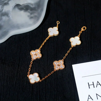 [⭐Aura]CLOVER WHITE PEARL MOP 5 MOTIF BRACELET COLLECTION