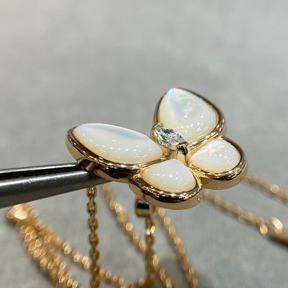 [⭐Aura]BUTTERFLY MOP DIAMOND NECKLACE