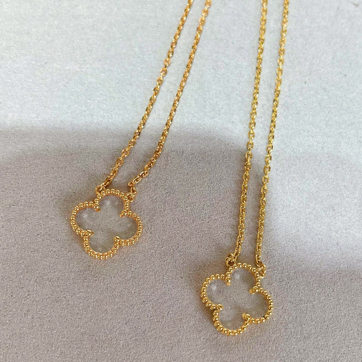 [⭐Aura]CLOVER ROCK CRYSTAL ROSE GOLD NECKLACE