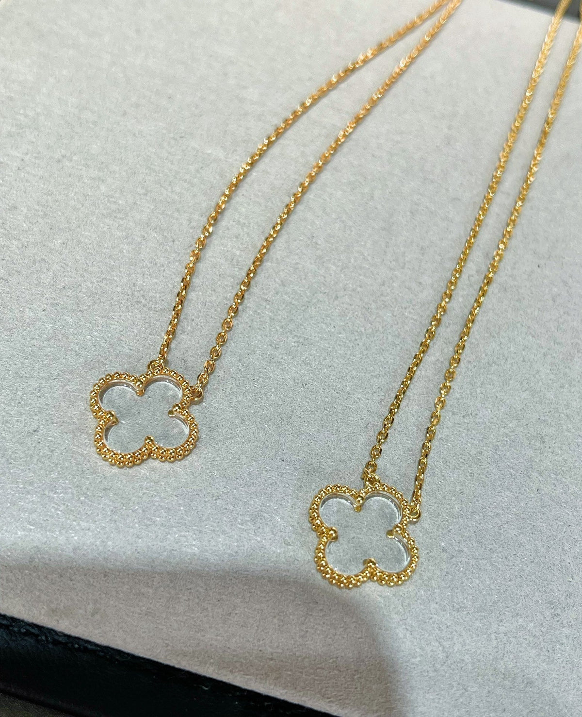 [⭐Aura]CLOVER ROCK CRYSTAL ROSE GOLD NECKLACE