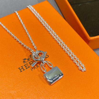 [⭐Aura]CONSTANCE PEDANT SILVER NECKLACE