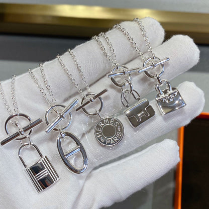 [⭐Aura]CONSTANCE PEDANT SILVER NECKLACE