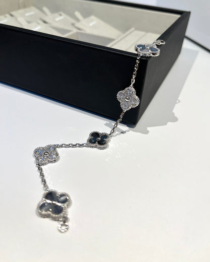 [⭐Aura] CLOVER 5 MOTIF LASER BRACELET COLLECTION