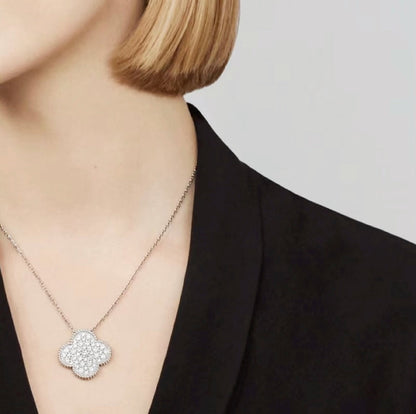 [⭐Aura]CLOVER 25MM LARGE PENDANT DIAMOND PAVED SILVER NECKLACE