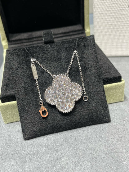 [⭐Aura]CLOVER 25MM LARGE PENDANT DIAMOND PAVED SILVER NECKLACE