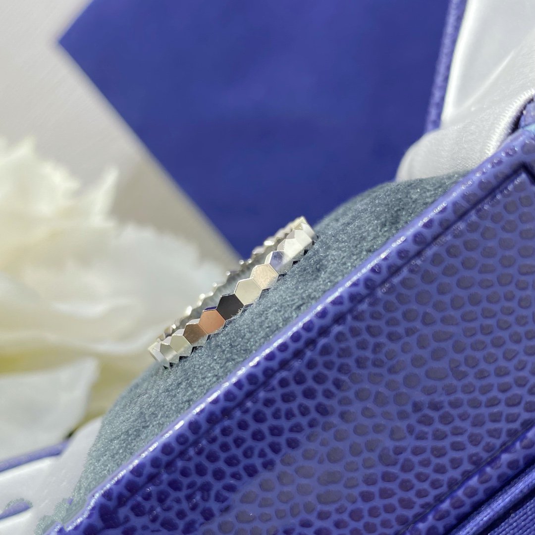 [⭐Aura]BEE LOVE SMALL RING