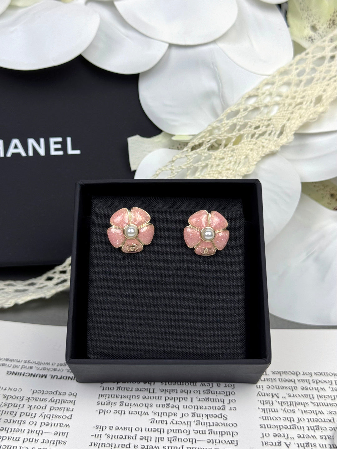 [⭐Aura]26C Pink Camellia Pearl Enamel Stud Earrings