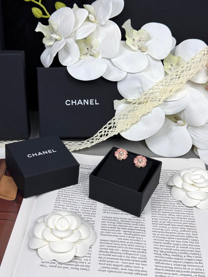 [⭐Aura]26C Pink Camellia Pearl Enamel Stud Earrings
