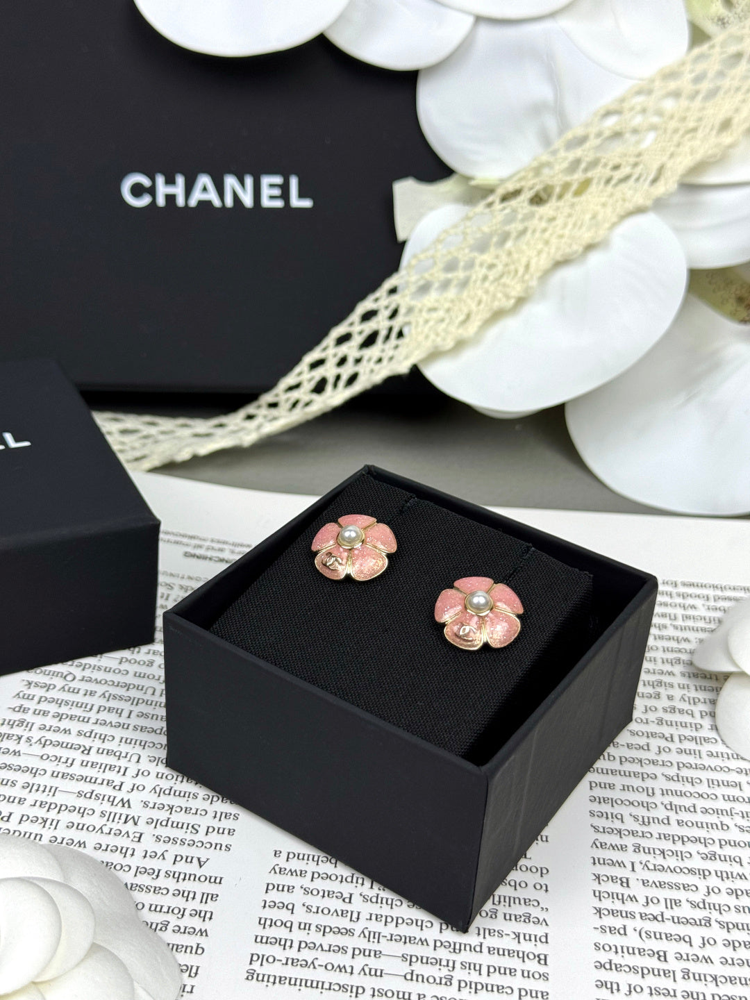 [⭐Aura]26C Pink Camellia Pearl Enamel Stud Earrings
