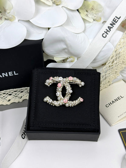 [⭐Aura]26C Pink-White Enamel Ice Cream Cone Double C Brooch