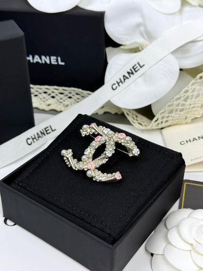[⭐Aura]26C Pink-White Enamel Ice Cream Cone Double C Brooch