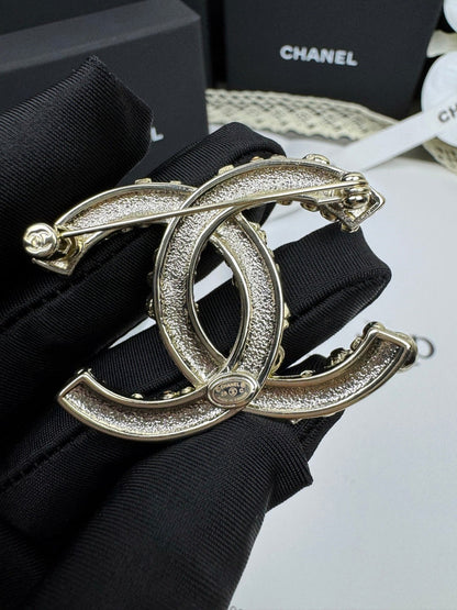 [⭐Aura]26C Pink-White Enamel Ice Cream Cone Double C Brooch