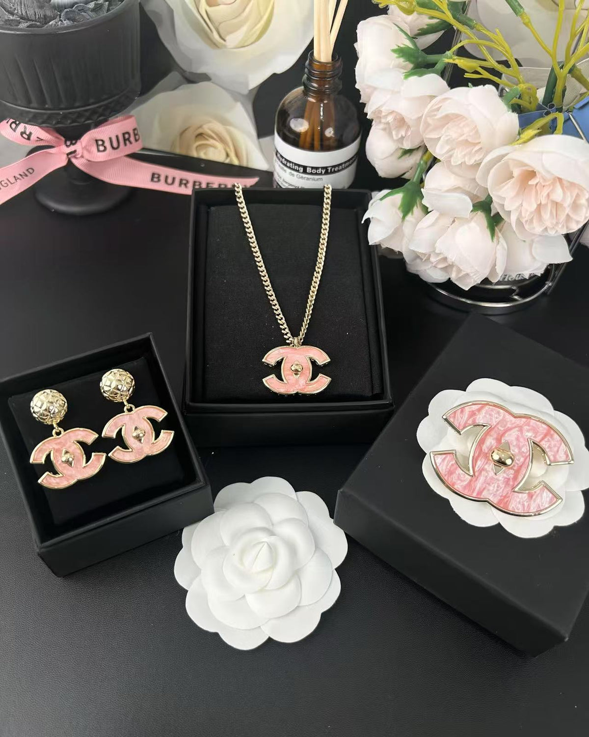 [⭐Aura]Pink Resin Classic Brooch 5cm