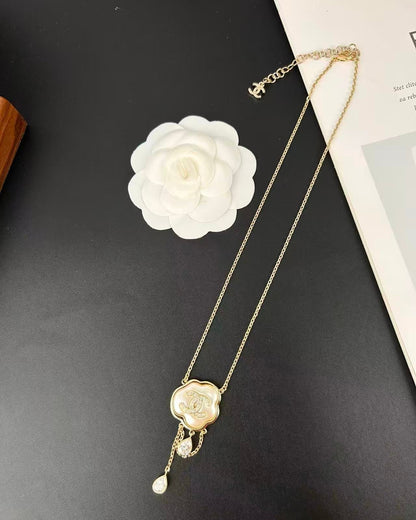 [⭐Aura]Cloud Pearl Mother-of-Pearl Diamond Chain Pendant Necklace