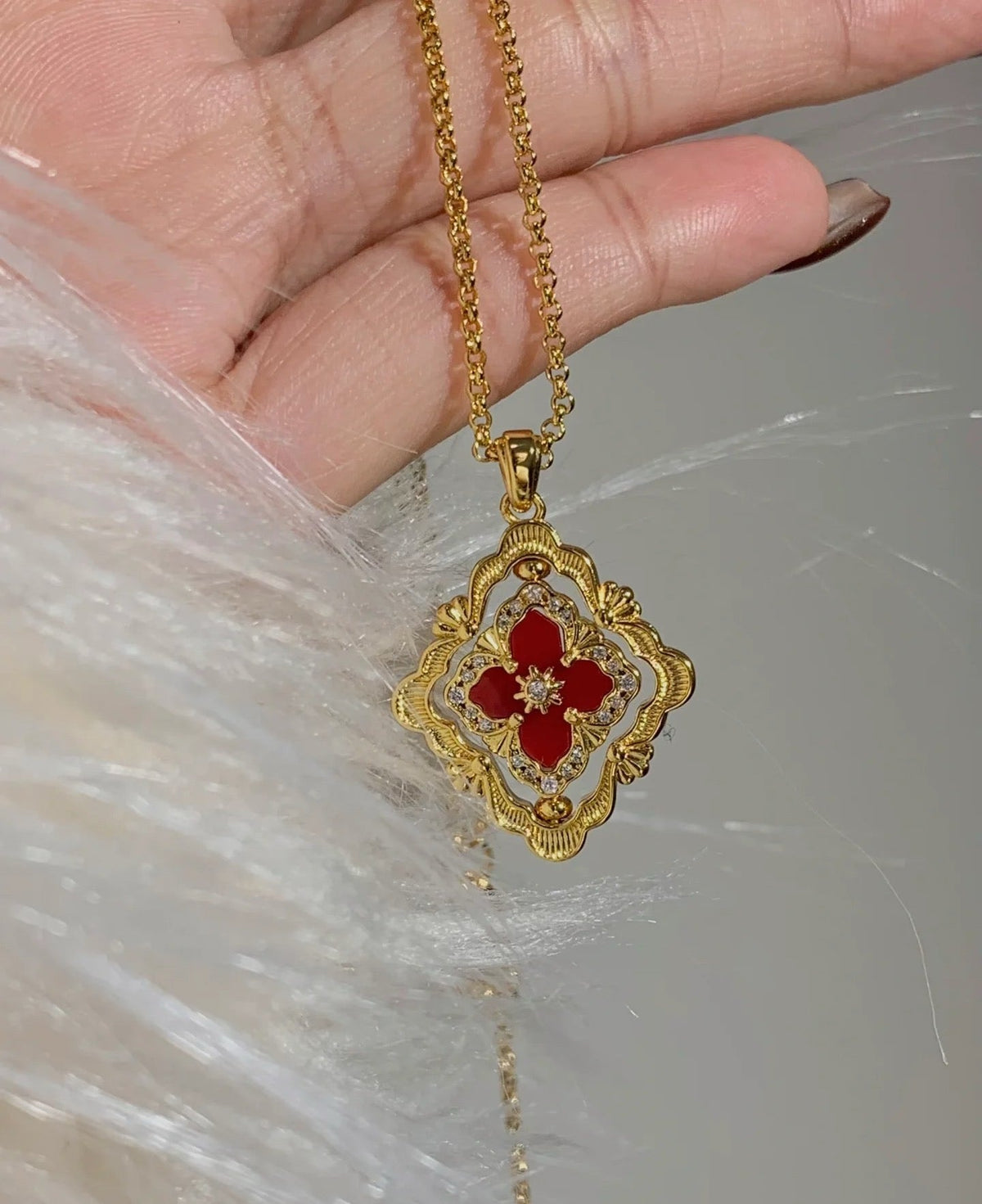 [⭐Aura] B.C.L ENAMEL ROTATING SINGLE-DIAMOND NECKLACE（Various colors）