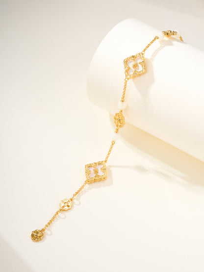 [⭐Aura]B.C.L ENAMELED Three-Flower Bracelet（Trumpet)
