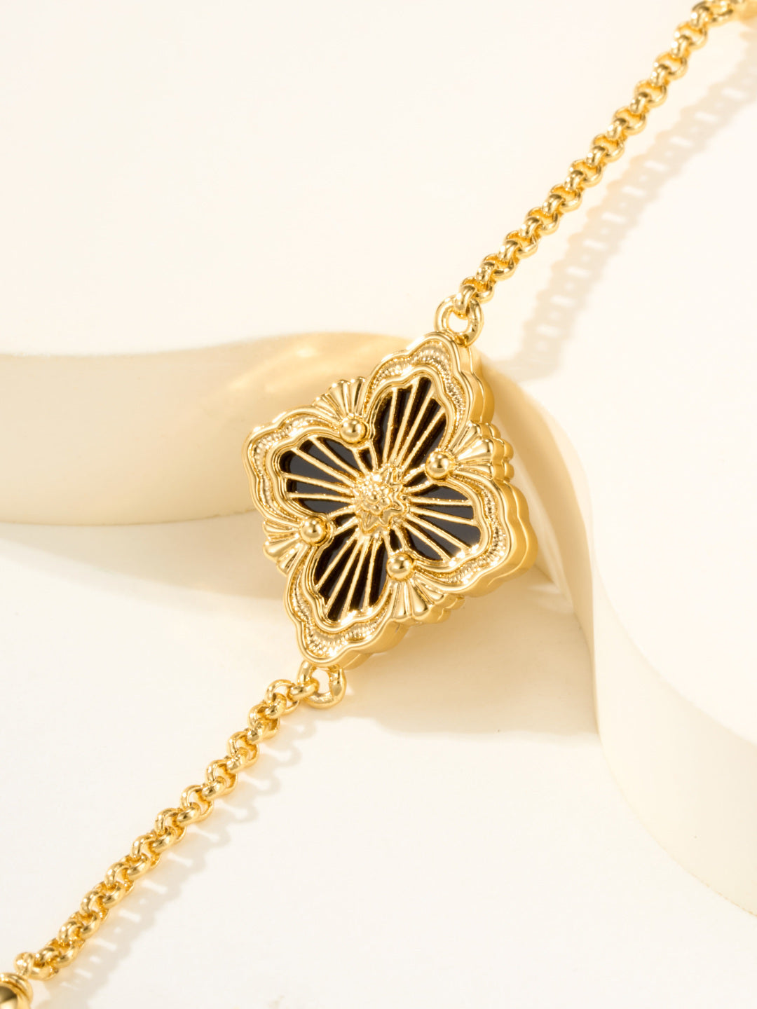 [⭐Aura]B.C.L ENAMELED One-Flower Bracelet（Various Colors)
