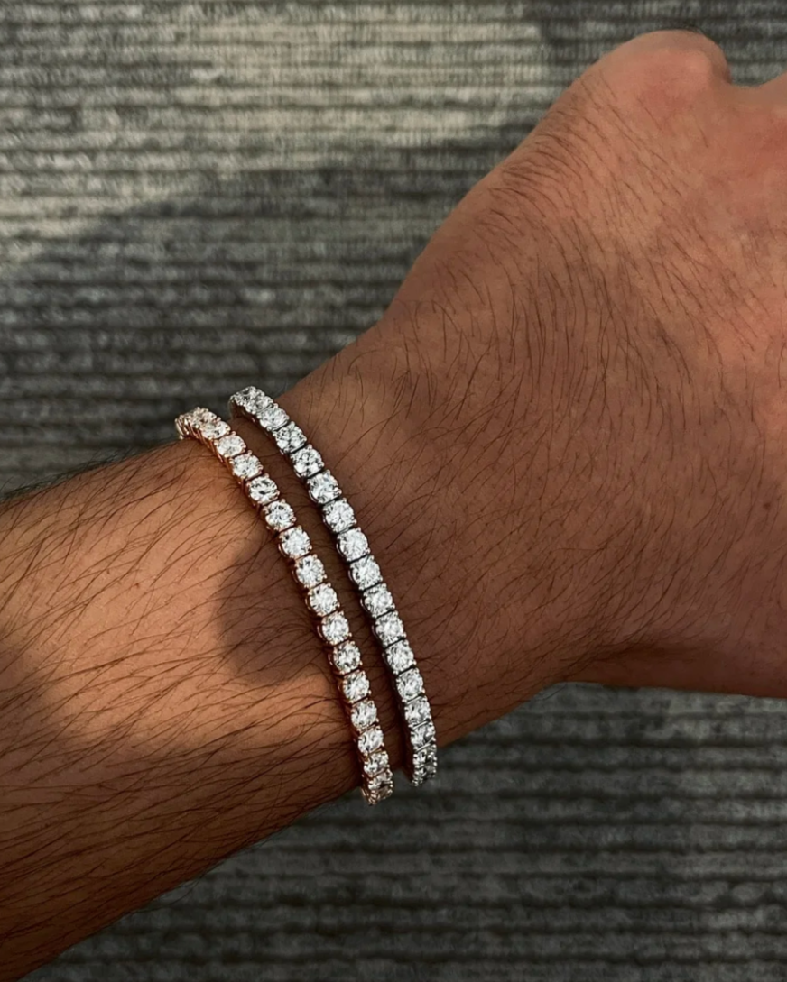 [⭐Aura]  CLASSIC BASEBALL BRACELAT, 52 DIAMOND