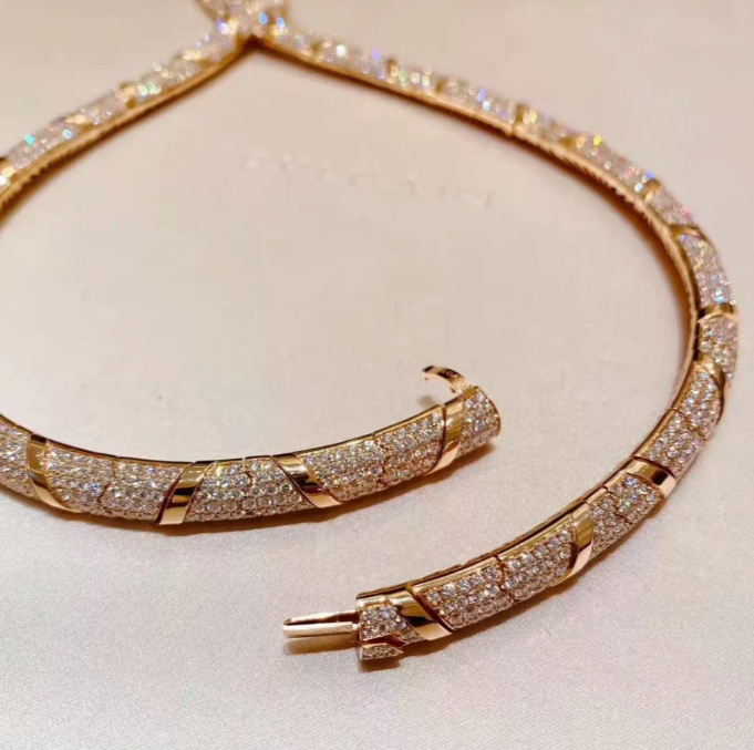 [⭐Aura]HAUTE COUTURE GOLD SERPENTI NECKLACE