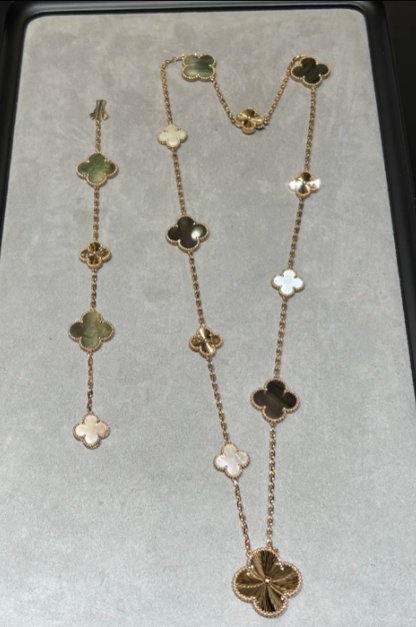 [⭐Aura]DETACHABLE CLOVER 15(11+4) FLOWER SILVER NECKLACE SET