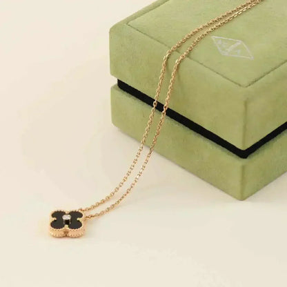 [⭐Aura]CLOVER 15MM DIAMOND ONYX NECKLACE