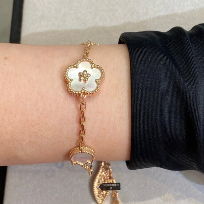 [⭐Aura]LUCKY SPRING 5 MOTIF BRACELET