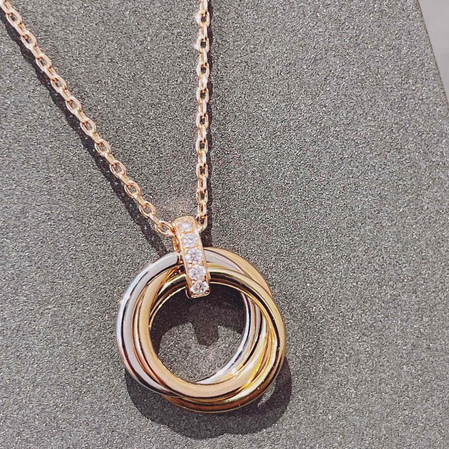 [⭐Aura]TRINITY NECKLACE GOLD  DIAMONDS