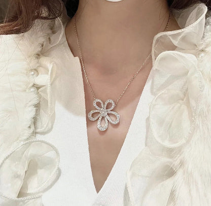 [⭐Aura]FLOWERLACE NECKLACE FULL DIAMONDS