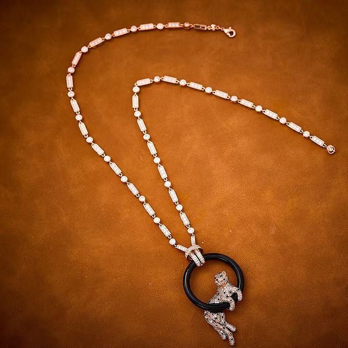 [⭐Aura jewelrys]NEW BLACK CIRCLE PANTHER FULL DIAMOND NECKLACE