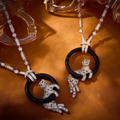 [⭐Aura jewelrys]NEW BLACK CIRCLE PANTHER FULL DIAMOND NECKLACE