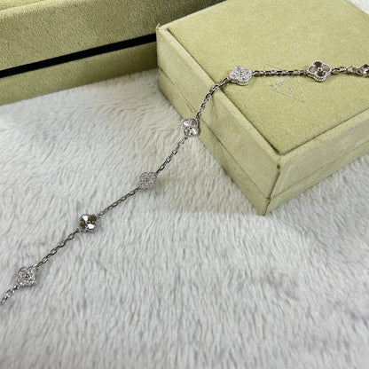 [⭐Aura]CLOVER 6 MOTIF DIAMOND LASER BRACELET