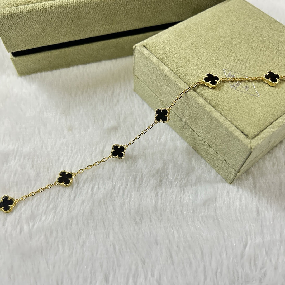 [⭐Aura]CLOVER 6 MOTIF  ONYXS BRACELET