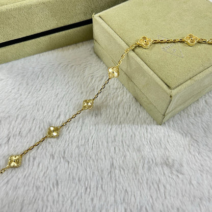 [⭐Aura]CLOVER 6 MOTIF DIAMOND BRACELET
