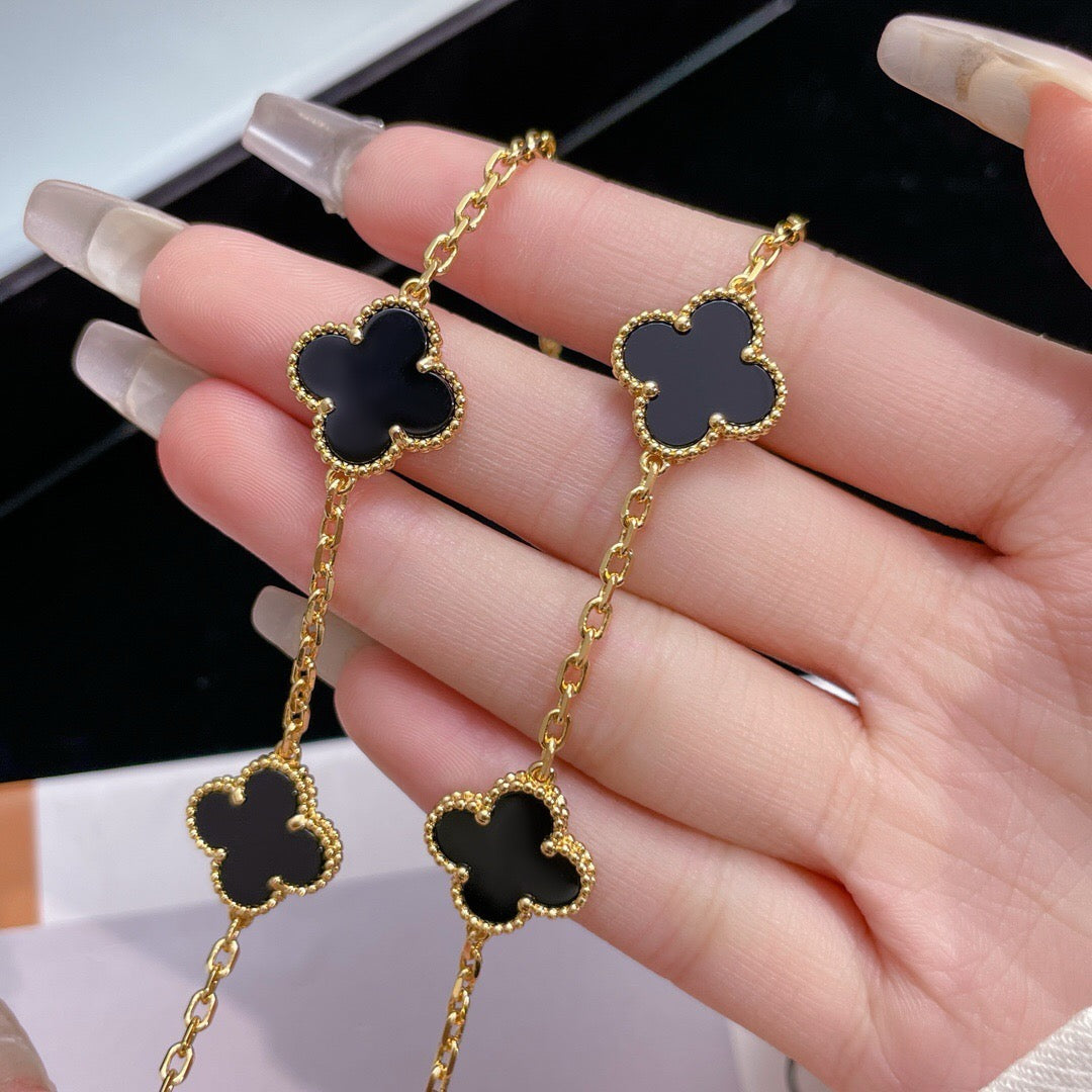 [⭐Aura]CLOVER 10 MOTIFS ONYX NECKLACE