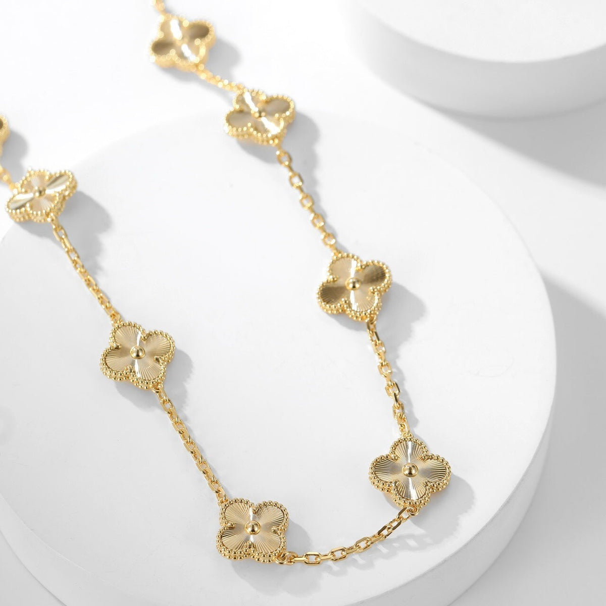 [⭐Aura]CLOVER 10 MOTIFS LASER NECKLACE