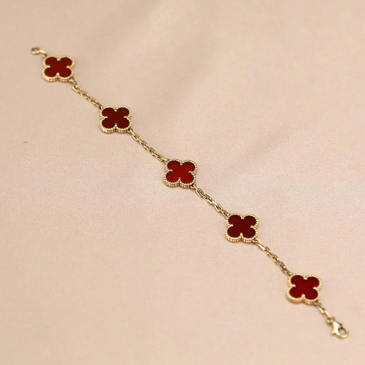 [⭐Aura] CLOVER 5 MOTIF RED CORNELIAN BRACELET COLLECTION