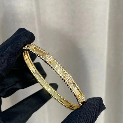 [⭐Aura]CLOVER BRACELET 4MM DIAMONDS