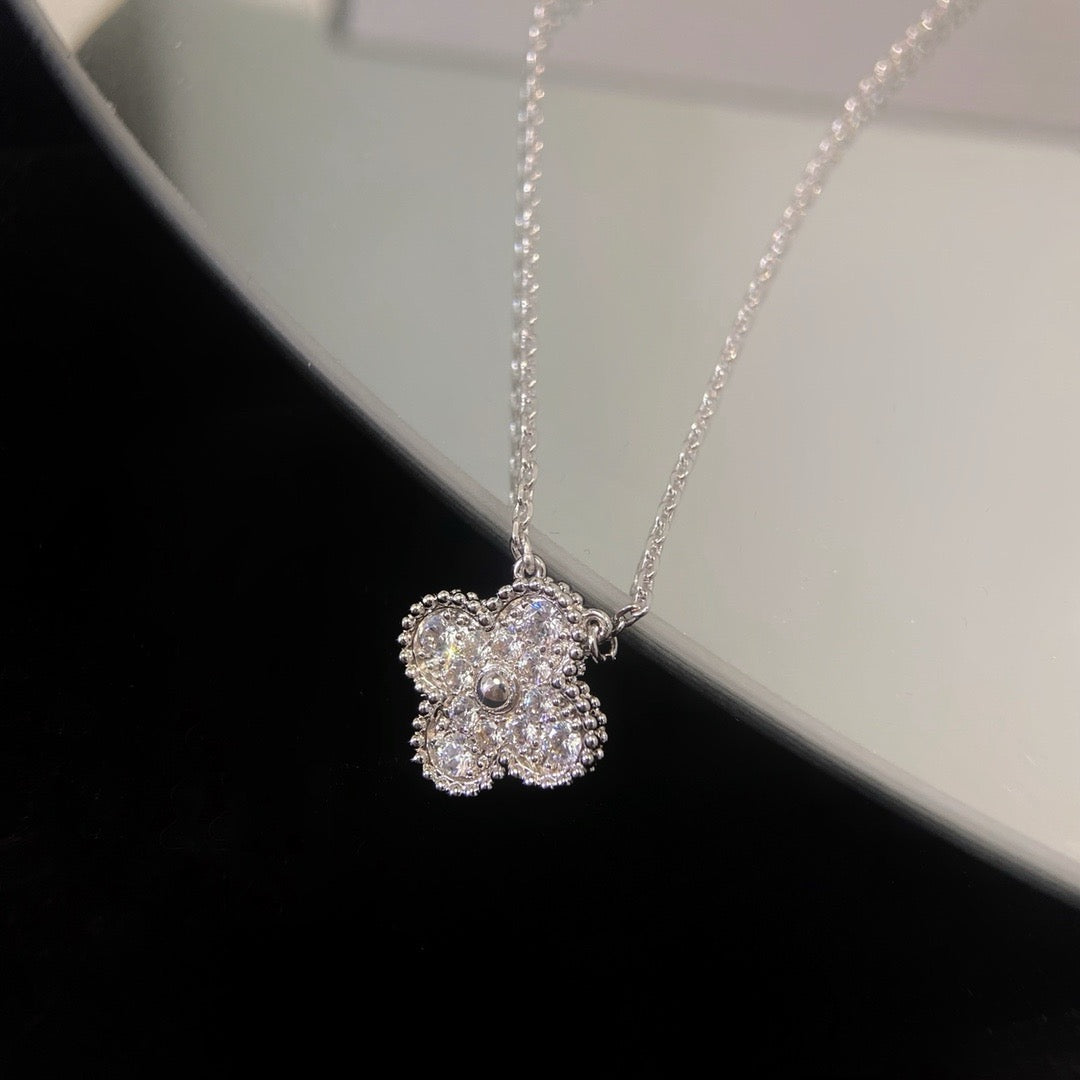[⭐Aura]CLOVER 15MM DIAMOND SINGLE FLOWER NECKLACE