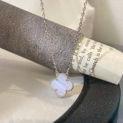 [⭐Aura]CLOVER 15MM BLUE CHALCEDONY NECKLACE SILVER